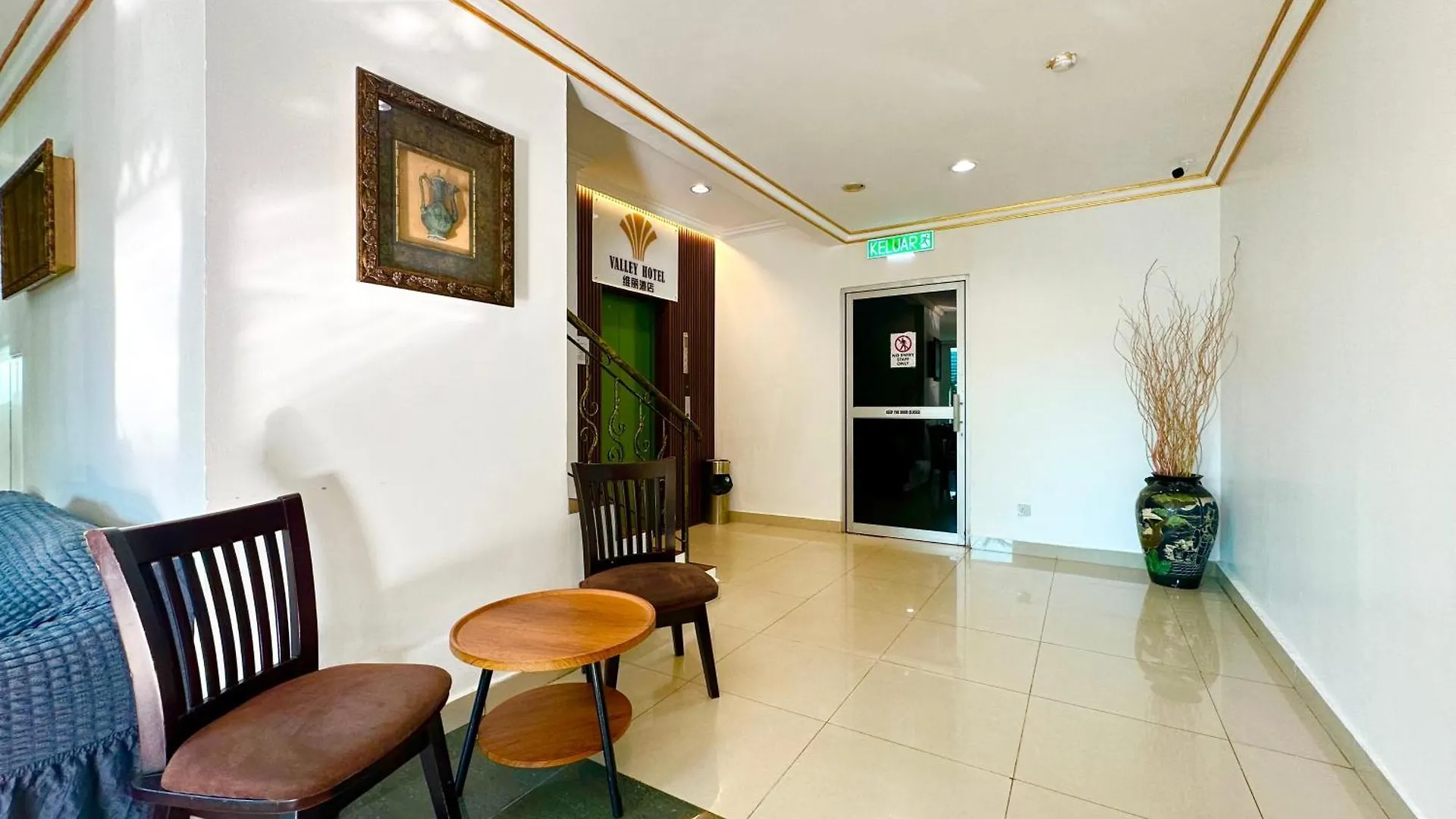 **  Valley Hotel Kota Kinabalu Malezja